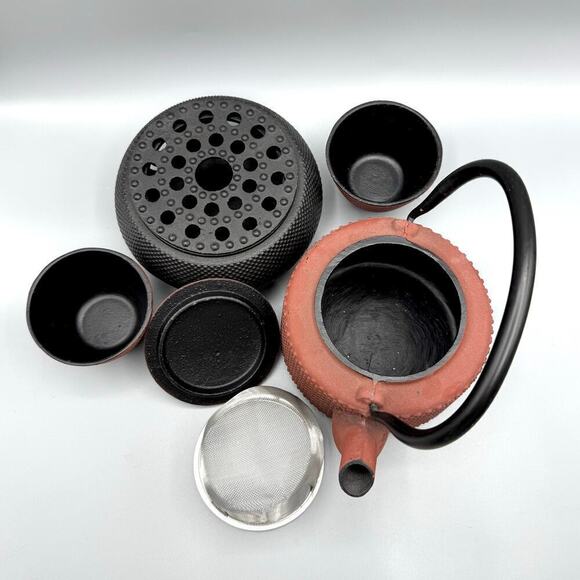 VTG Japanese Teapot Red Cast Iron 2.5c Dobin Strainer Two Cups Brazier NEW - Picture 6 of 8